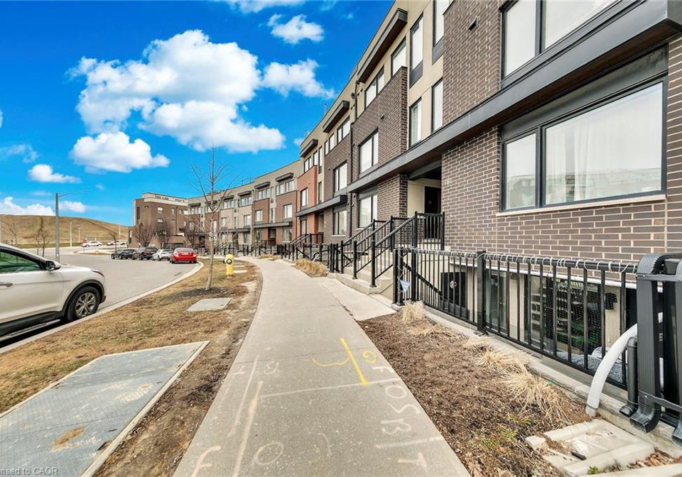 181-william-duncan-road-north-york-ontario-40816333