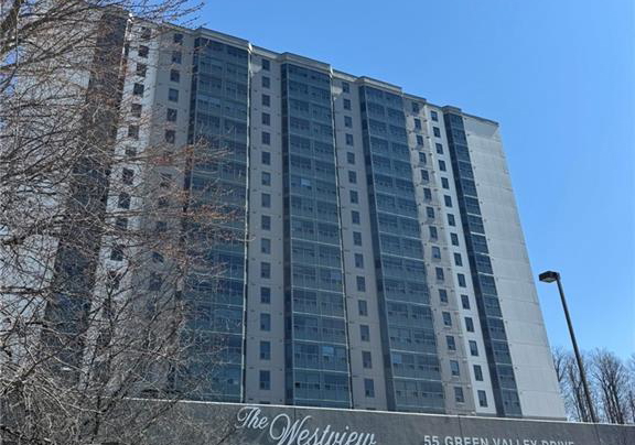 55-green-valley-drive-kitchener-ontario-40816348