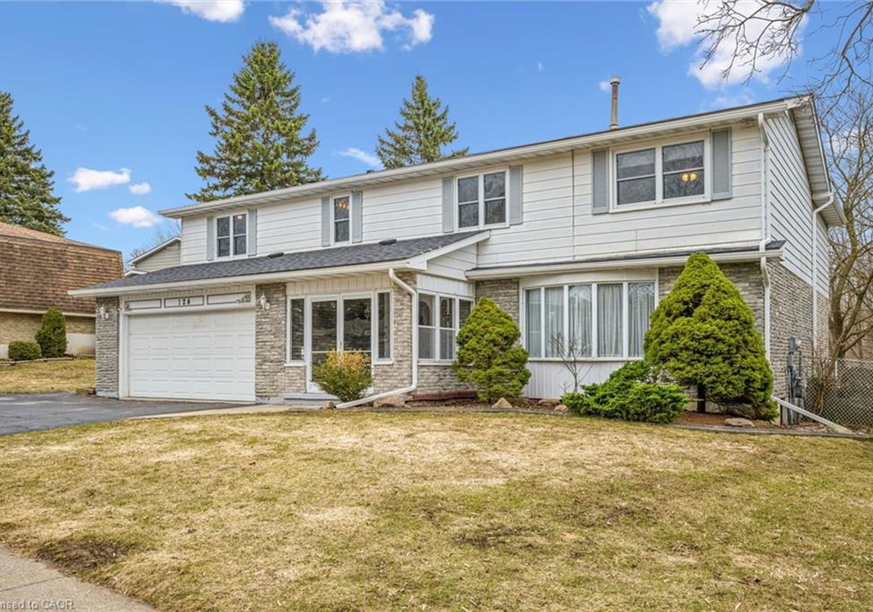 124-autumn-hill-crescent-kitchener-ontario-40816352