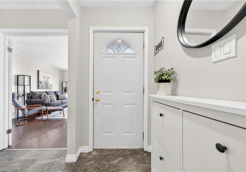 122-memory-lane-cambridge-ontario-40816381