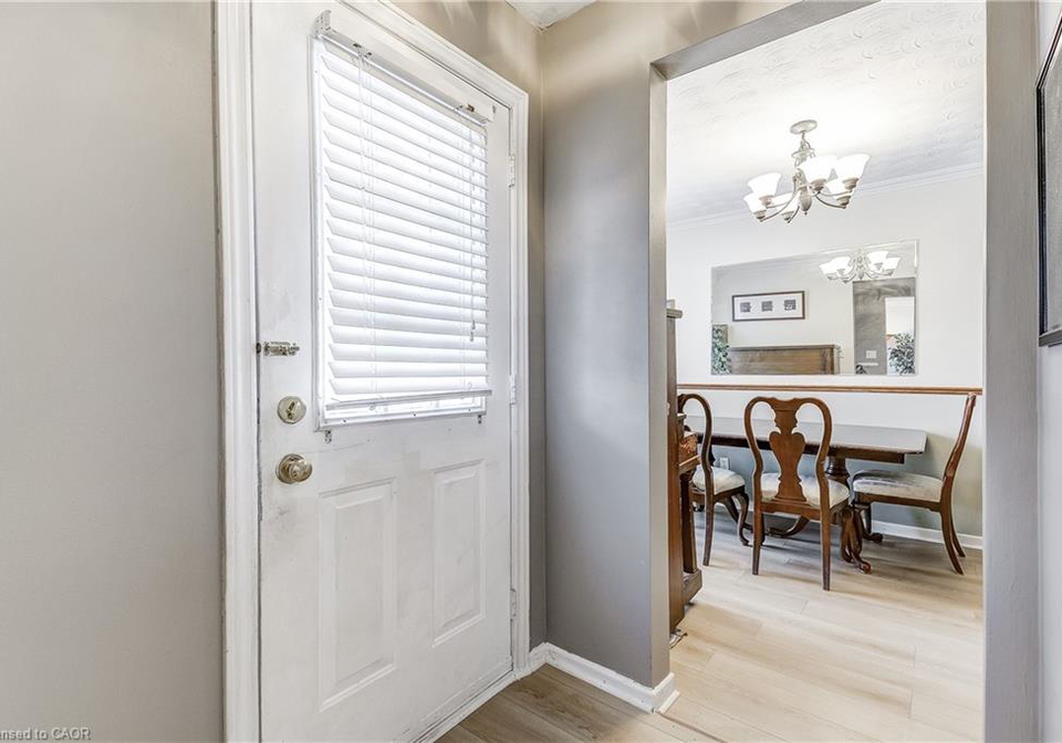 2145-sandringham-drive-burlington-ontario-40816443