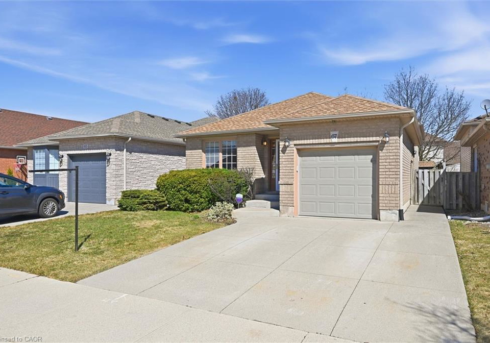 67-hillgarden-drive-stoney-creek-ontario-40816447