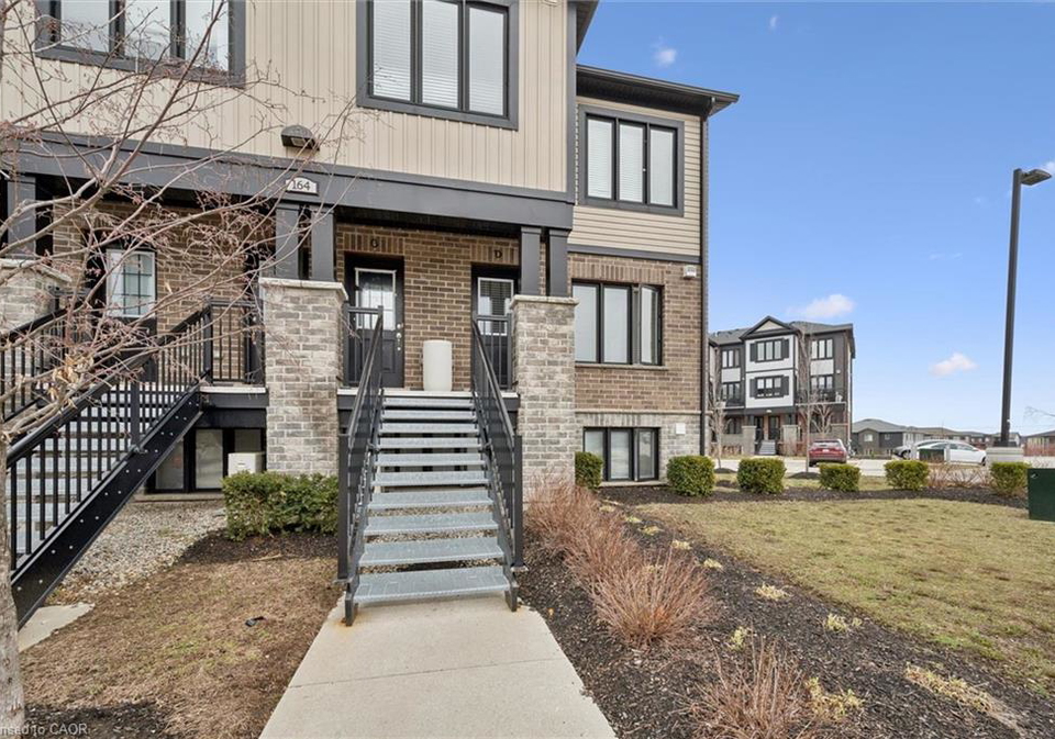 164-rochefort-street-kitchener-ontario-40816457