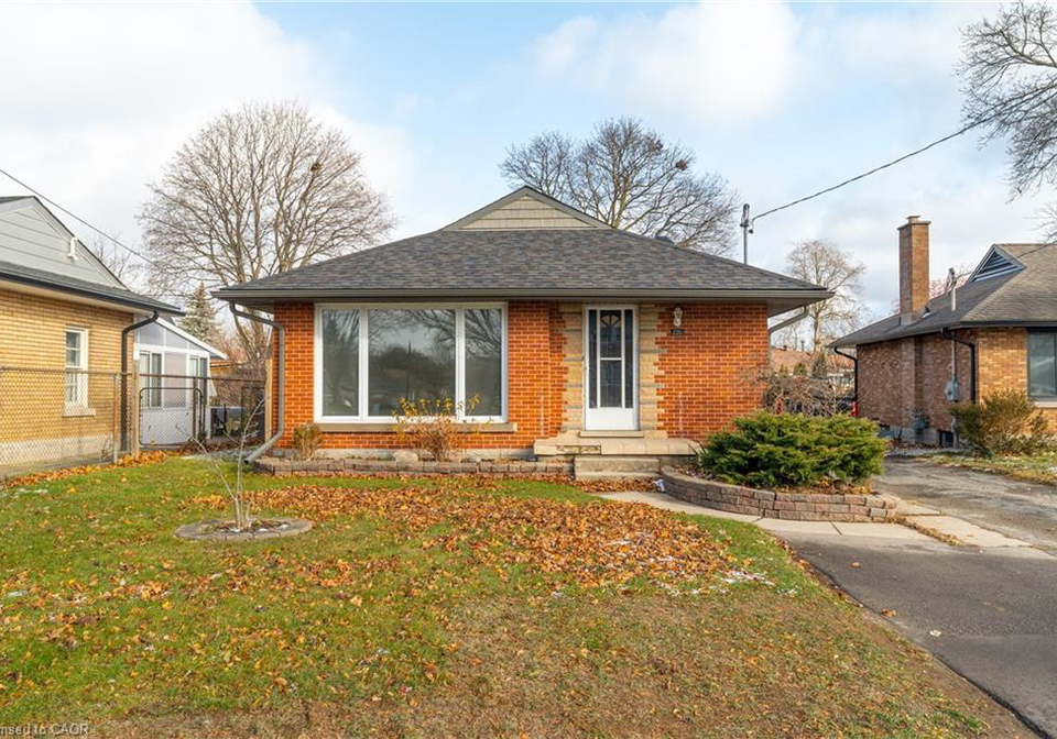 220-bruce-street-kitchener-ontario-40816470