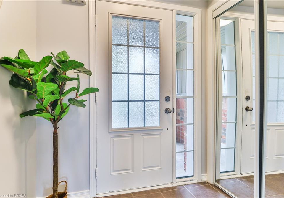 3-dwyer-court-brantford-ontario-40816475