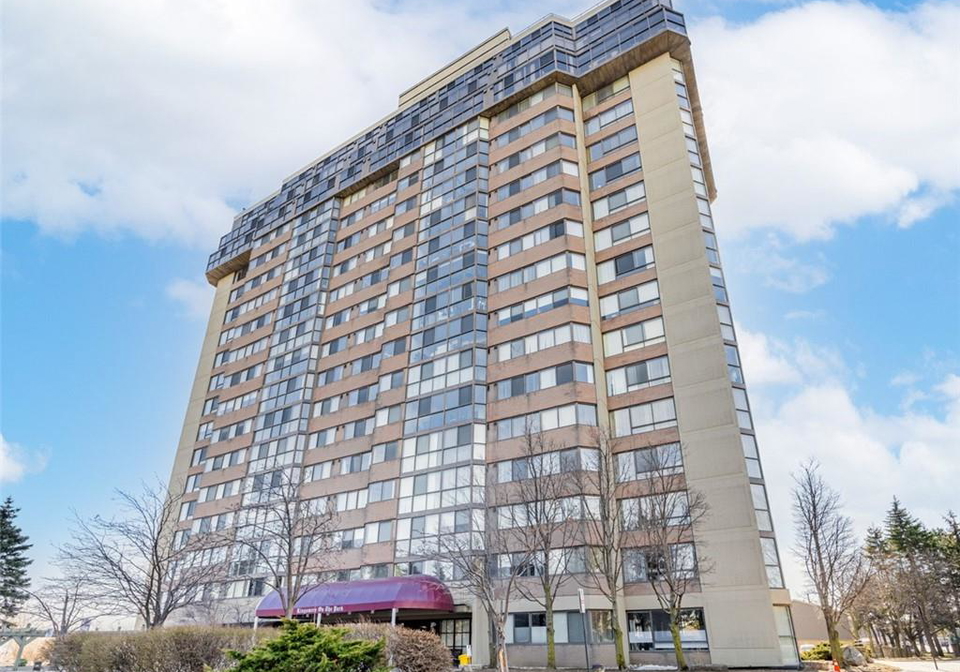 880-dundas-street-w-mississauga-ontario-40816497