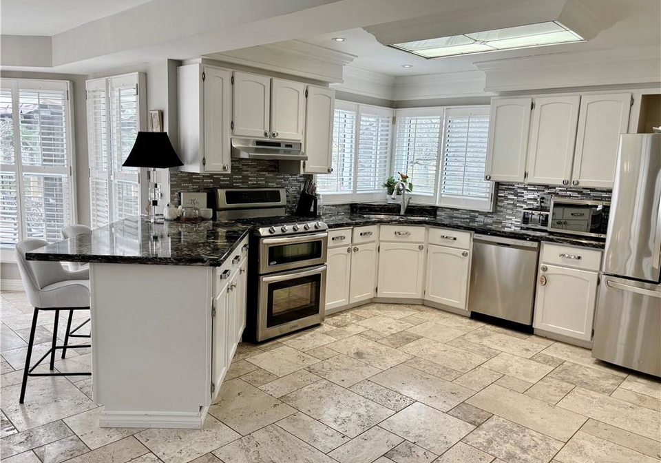 2056-hadfield-court-burlington-ontario-40816507