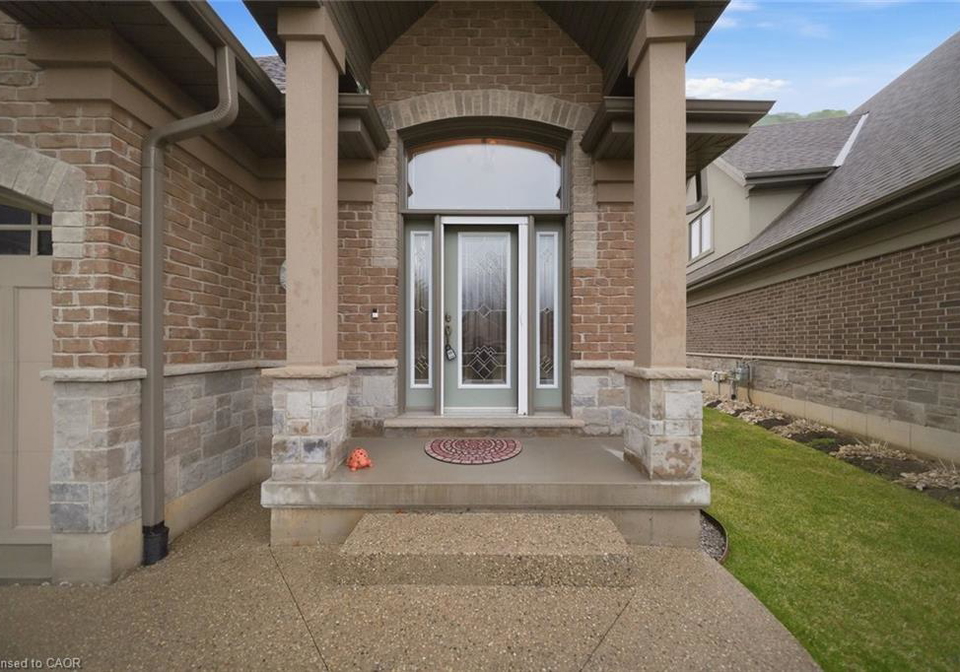 156-st-michaels-street-delhi-ontario-40816552