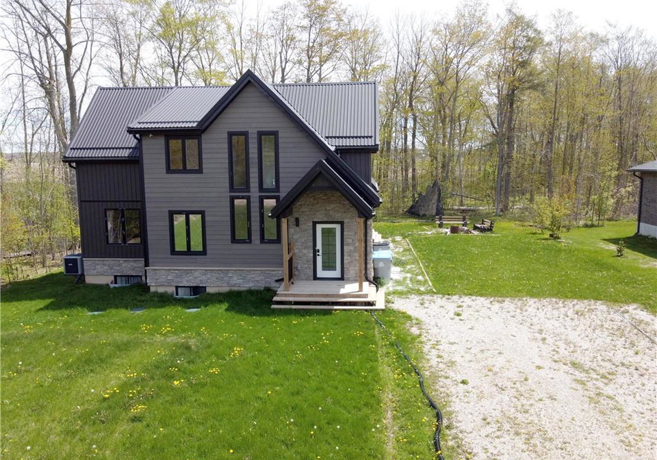 74362-driftwood-drive-bayfield-ontario-40816600