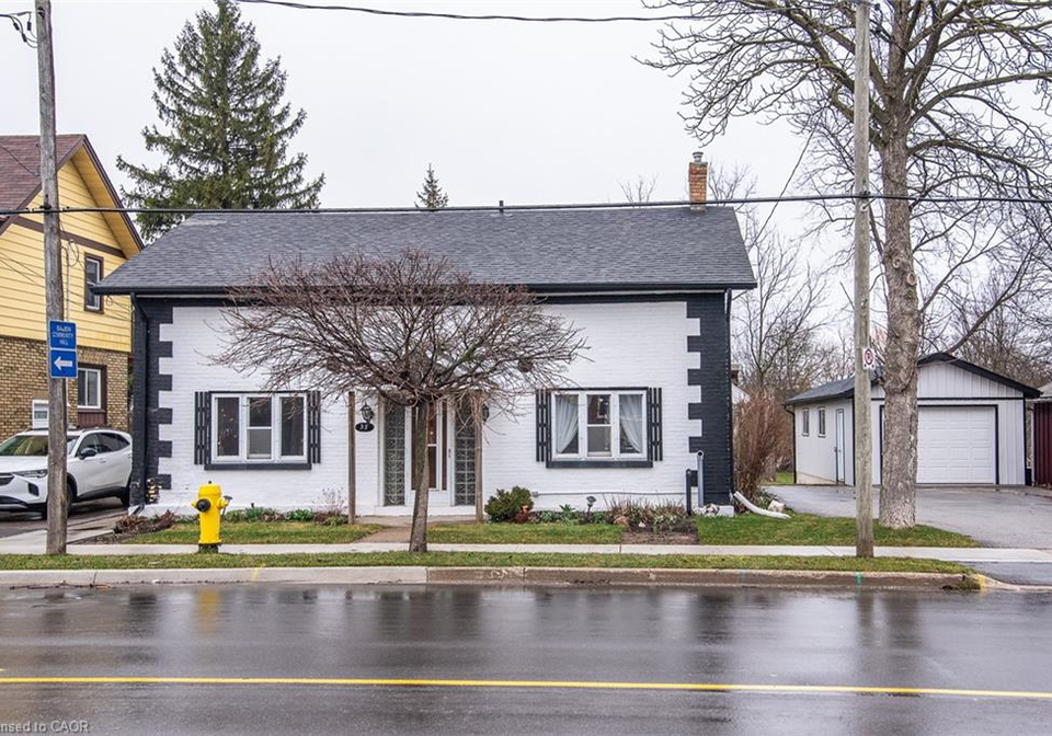 33-foundry-street-baden-ontario-40816616