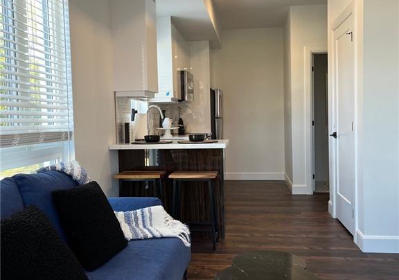 132-woolwich-street-kitchener-ontario-40816619