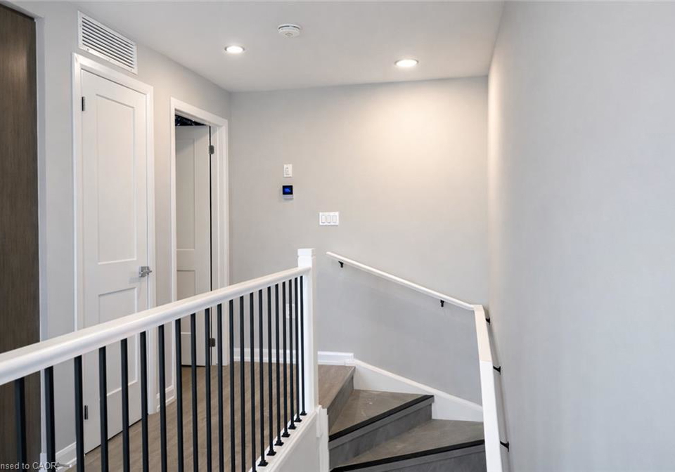 708-woolwich-street-guelph-ontario-40816637
