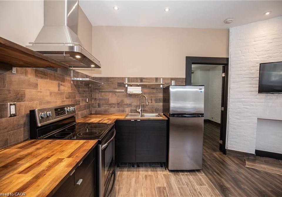 207-rebecca-street-hamilton-ontario-40816702