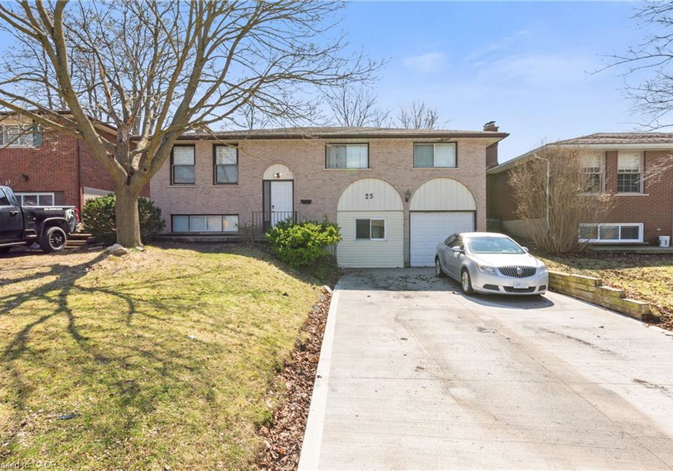 23-amherst-drive-kitchener-ontario-40816711