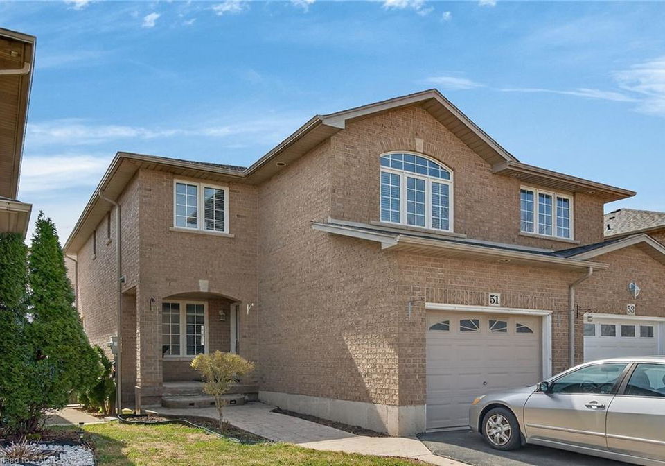 51-jonathon-court-hamilton-ontario-40816718