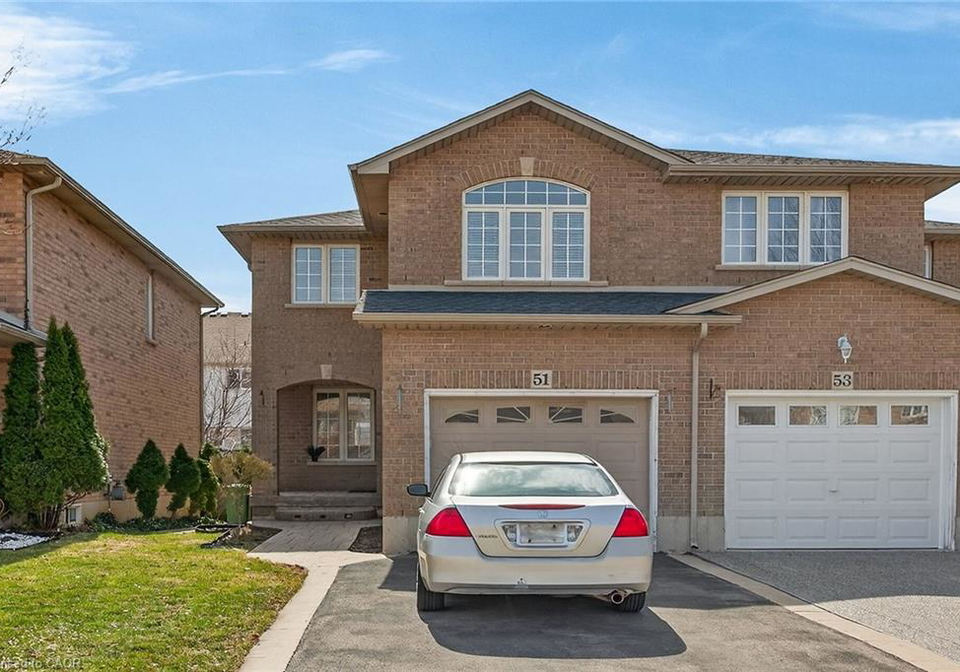 51-jonathon-court-hamilton-ontario-40816718