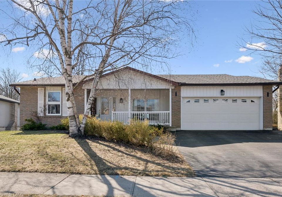 11-blue-spruce-crescent-kitchener-ontario-40816723