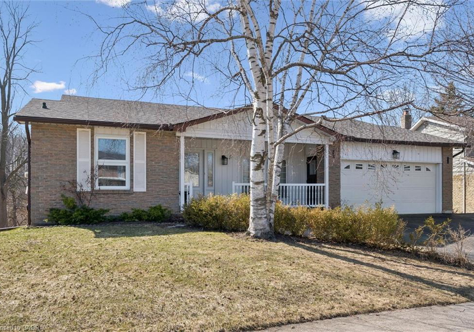 11-blue-spruce-crescent-kitchener-ontario-40816723