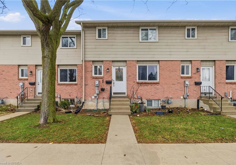 486-springbank-avenue-n-woodstock-ontario-40816742