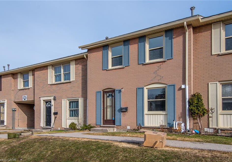 27-queenston-drive-kitchener-ontario-40816751