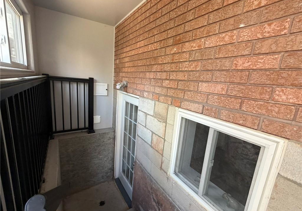 84-juniper-drive-stoney-creek-ontario-40816774