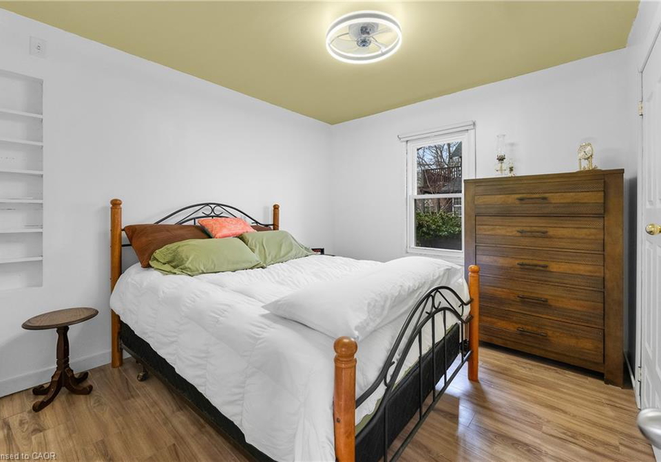 240-lincoln-road-w-crystal-beach-ontario-40816807