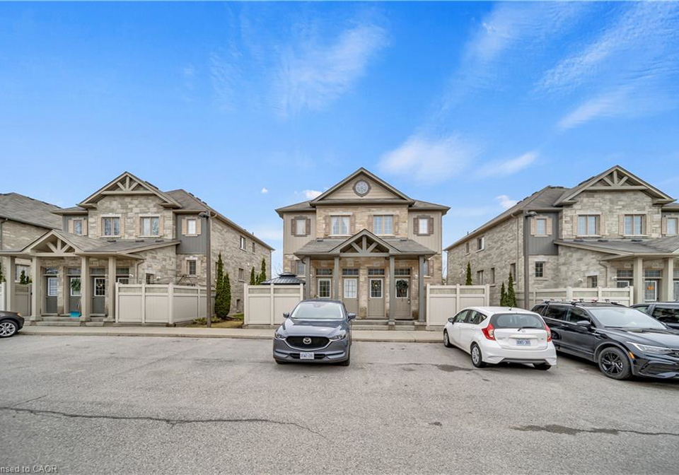 931-glasgow-street-kitchener-ontario-40816817