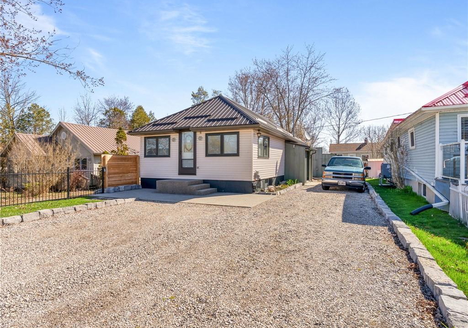7-park-street-nanticoke-ontario-40816820