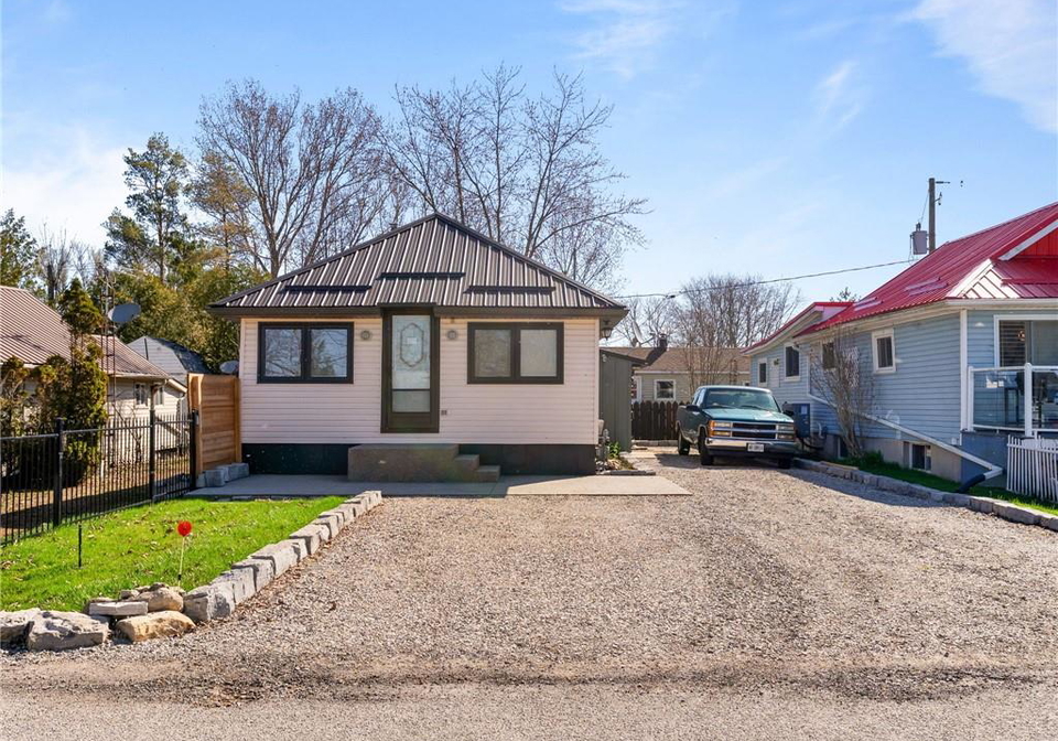 7-park-street-nanticoke-ontario-40816820