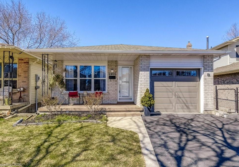 2405-malcolm-crescent-burlington-ontario-40816824