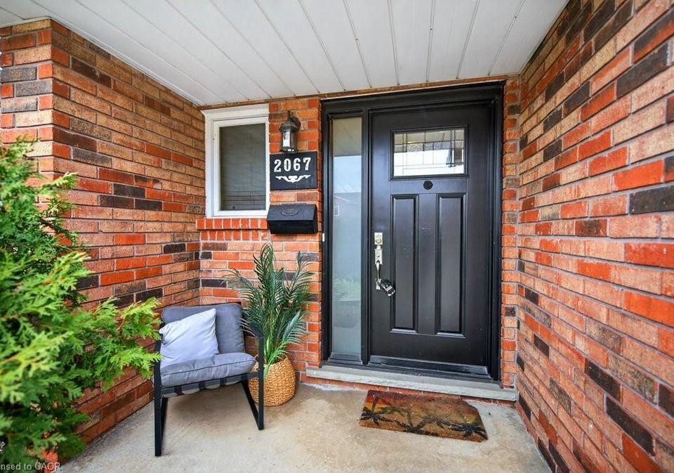 2067-chrisdon-road-burlington-ontario-40816854