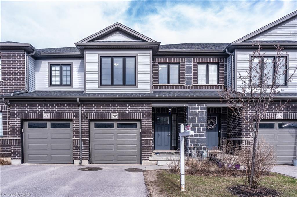 203-woodmeadow-court-kitchener-ontario-40816870
