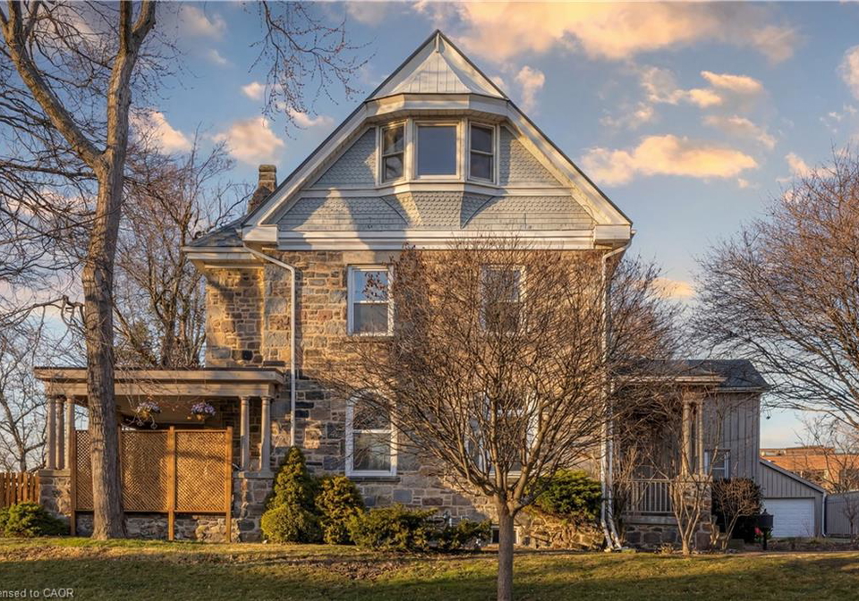 54-bruce-street-cambridge-ontario-40816889