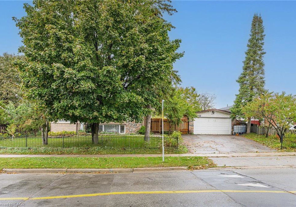 152-kinzie-avenue-kitchener-ontario-40816938