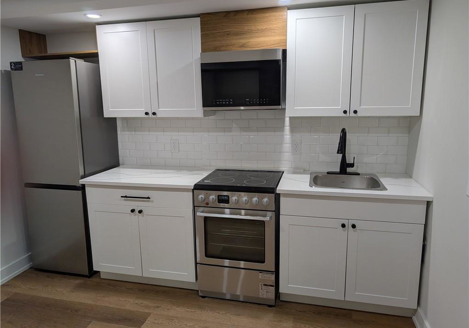 10-weaver-street-cambridge-ontario-40816945