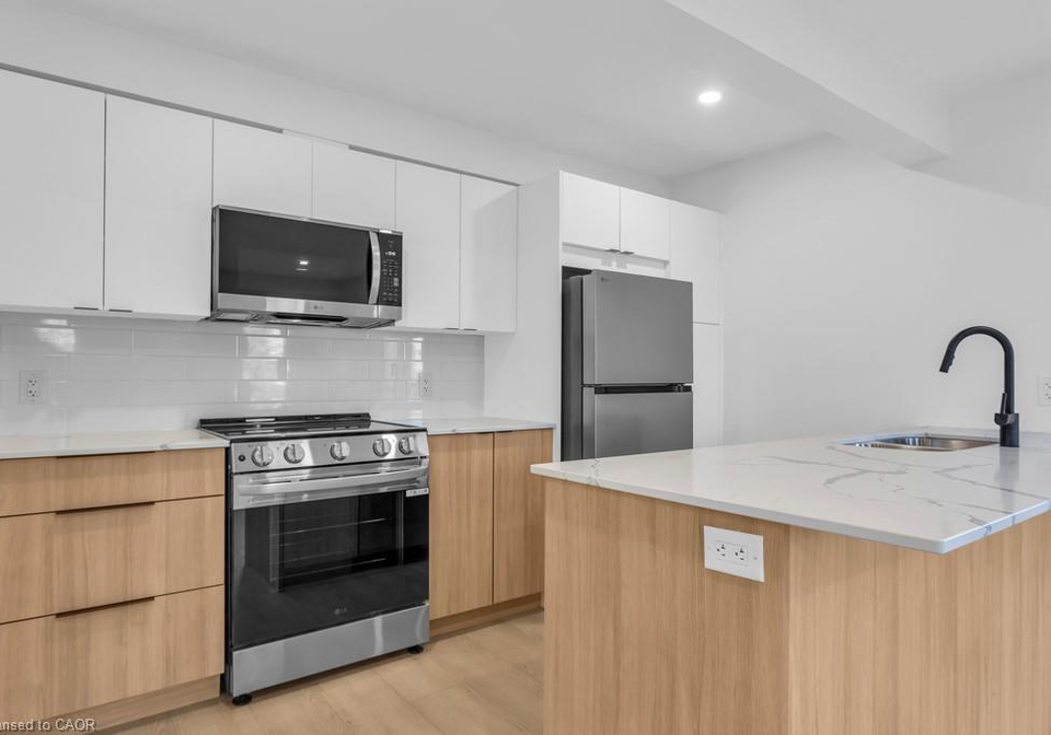 215-raglan-street-woodstock-ontario-40816954