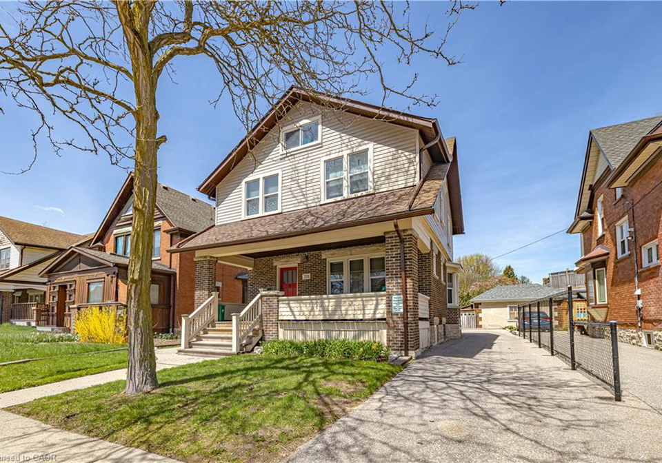 318-frederick-street-kitchener-ontario-40816955