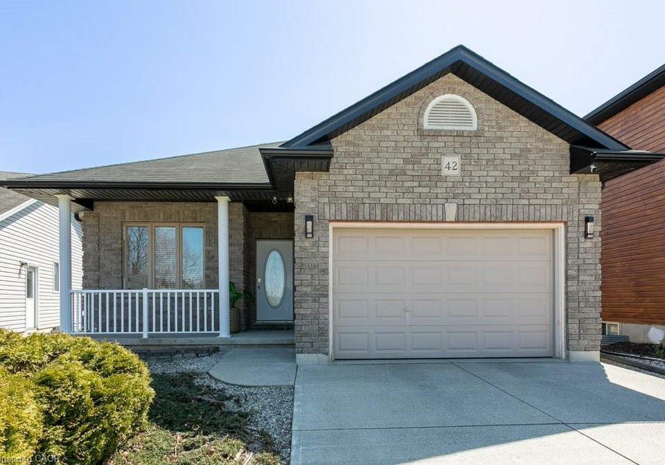 42-kerr-crescent-ingersoll-ontario-40817028