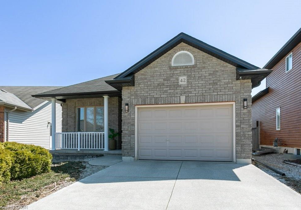 42-kerr-crescent-ingersoll-ontario-40817028