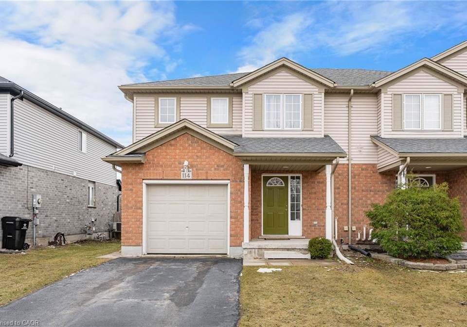 114-stiefelmeyer-crescent-baden-ontario-40817094
