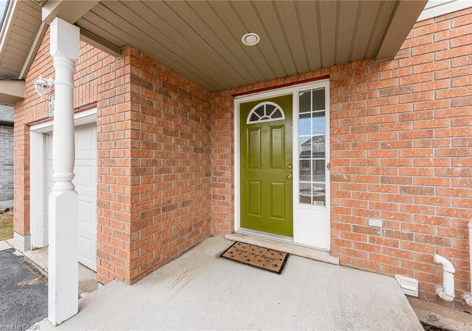 114-stiefelmeyer-crescent-baden-ontario-40817094