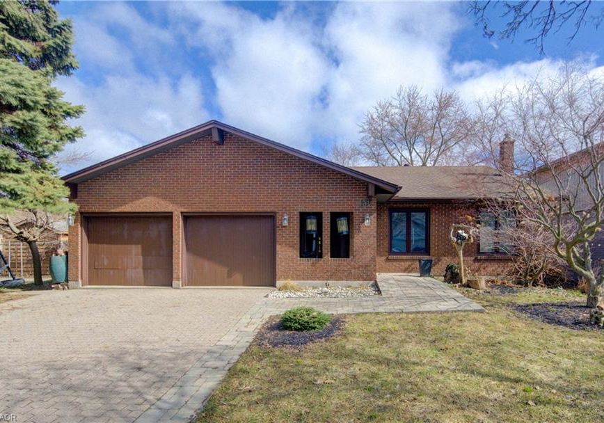 156-candlewood-crescent-waterloo-ontario-40817106
