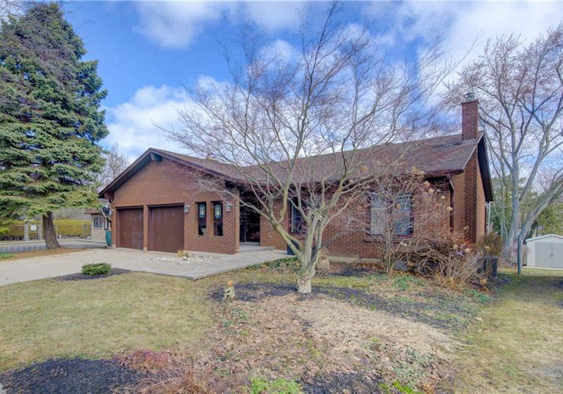 156-candlewood-crescent-waterloo-ontario-40817106