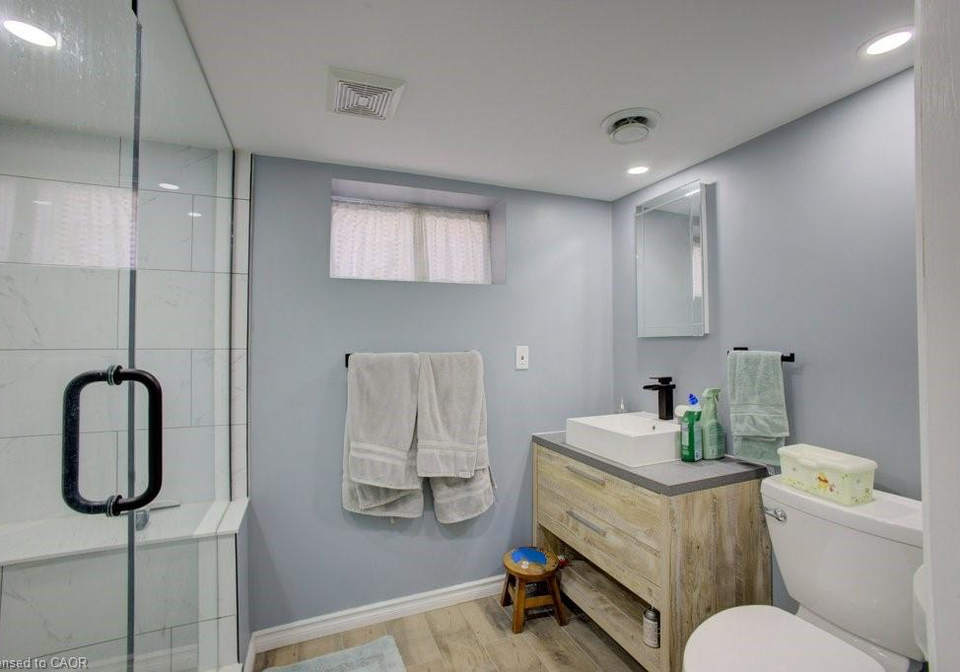 34-barons-avenue-s-hamilton-ontario-40817133