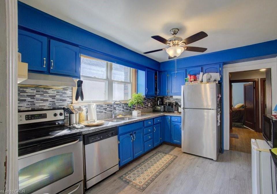 34-barons-avenue-s-hamilton-ontario-40817133