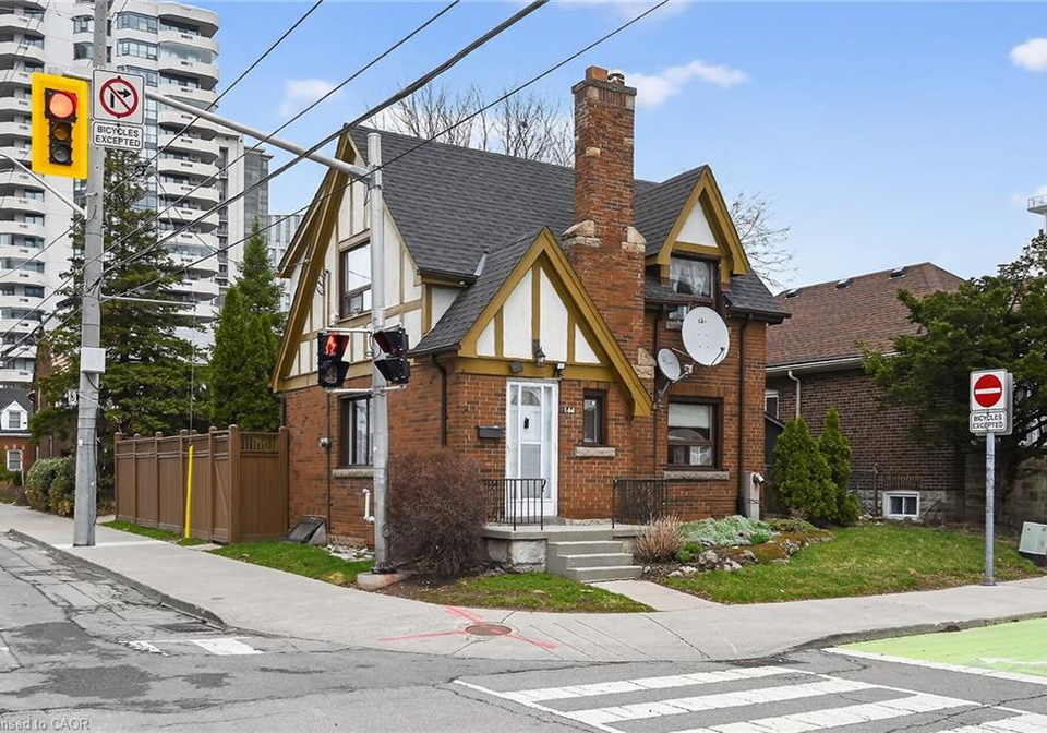 144-hunter-street-w-hamilton-ontario-40817149