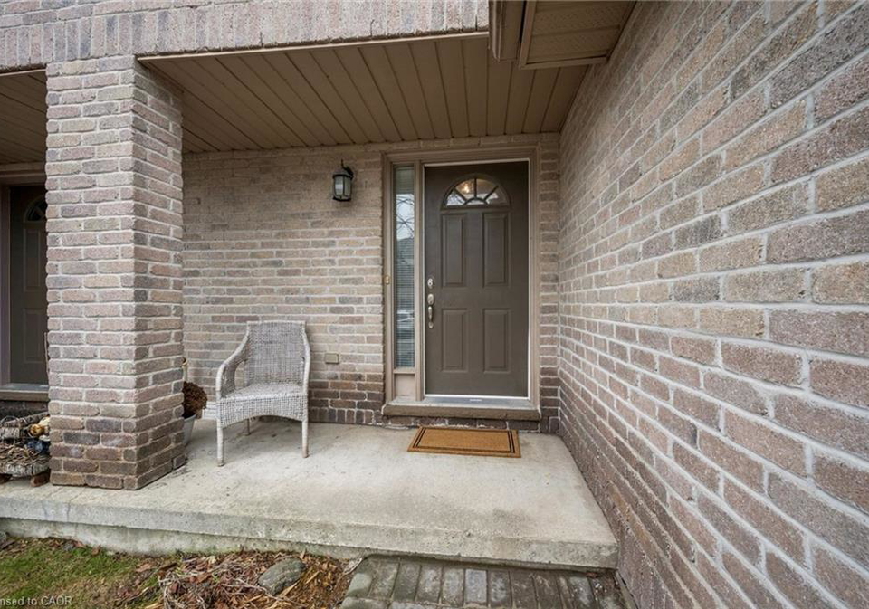 230-blackhorne-drive-kitchener-ontario-40817177