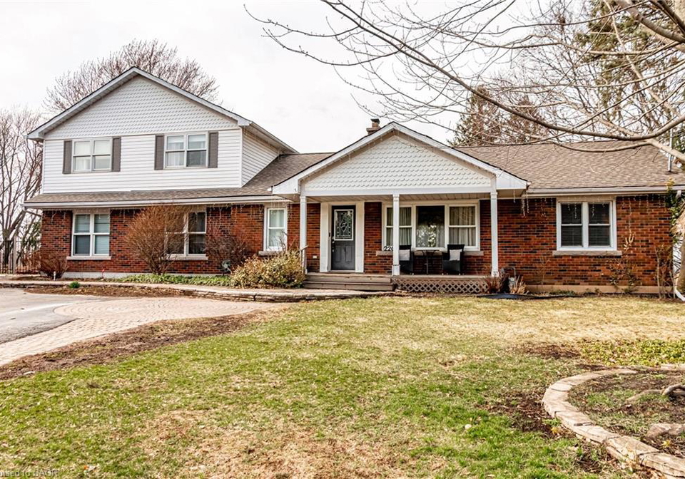 220-colleen-crescent-ancaster-ontario-40817183