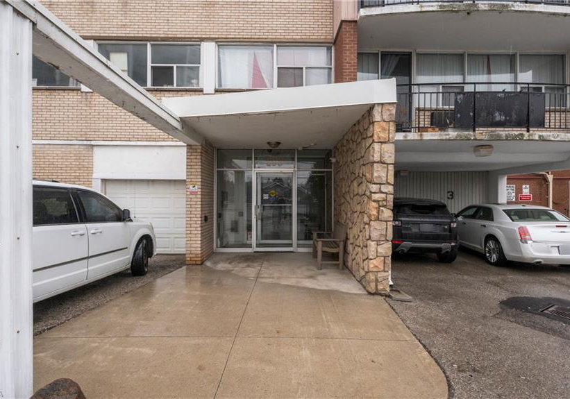 293-mohawk-road-e-hamilton-ontario-40817197