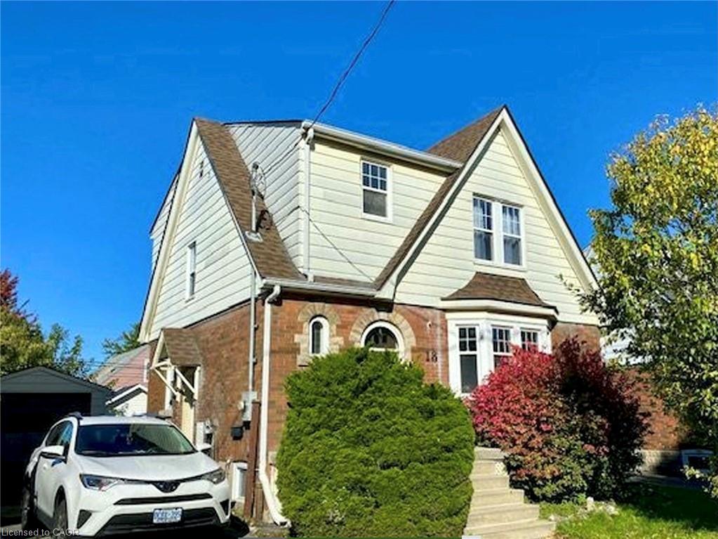 18-cameron-avenue-s-hamilton-ontario-40817198